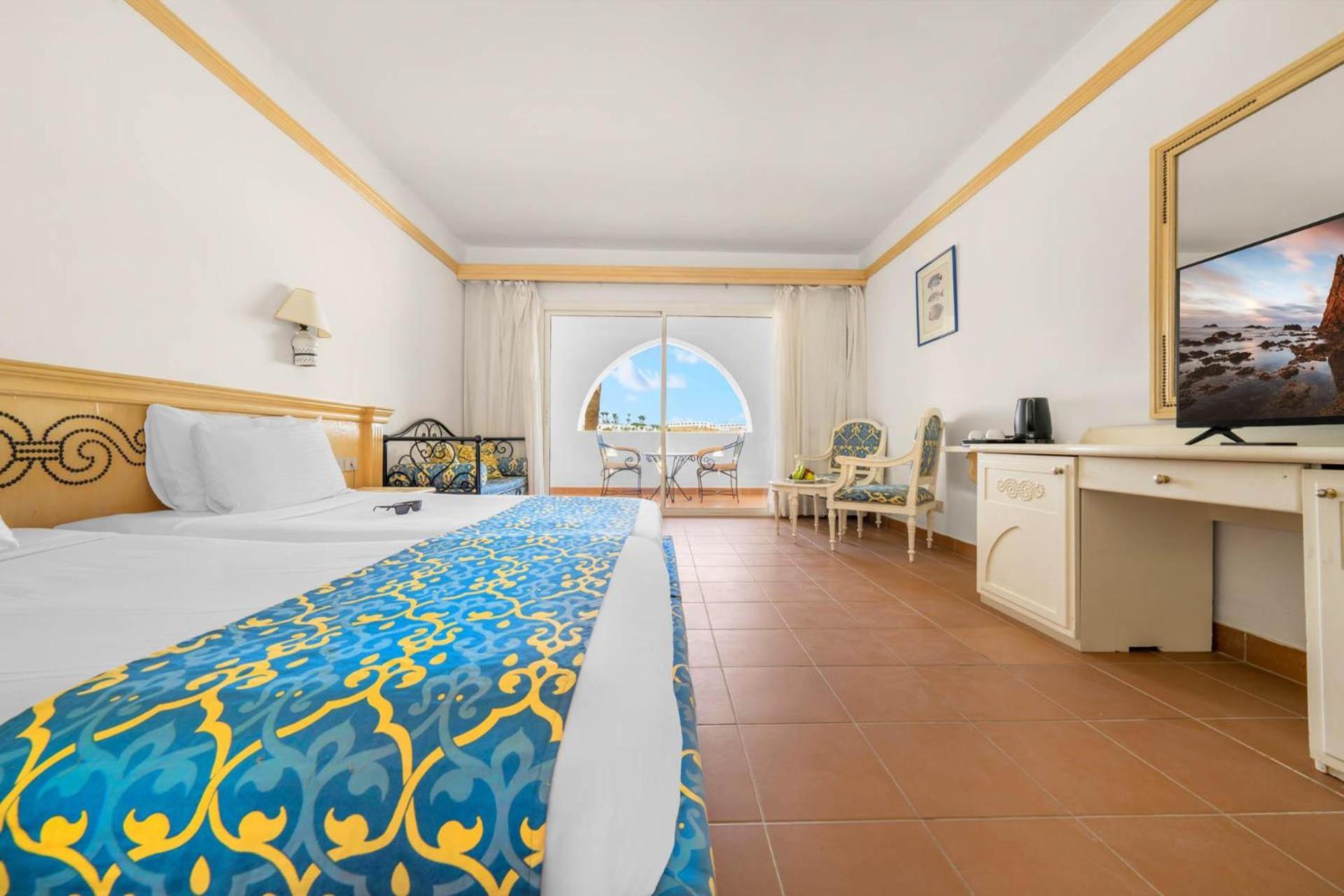 Domina Coral Bay Resort, Diving , Spa & Casino ชาร์มเอลชีค ภายนอก รูปภาพ A room at the hotel